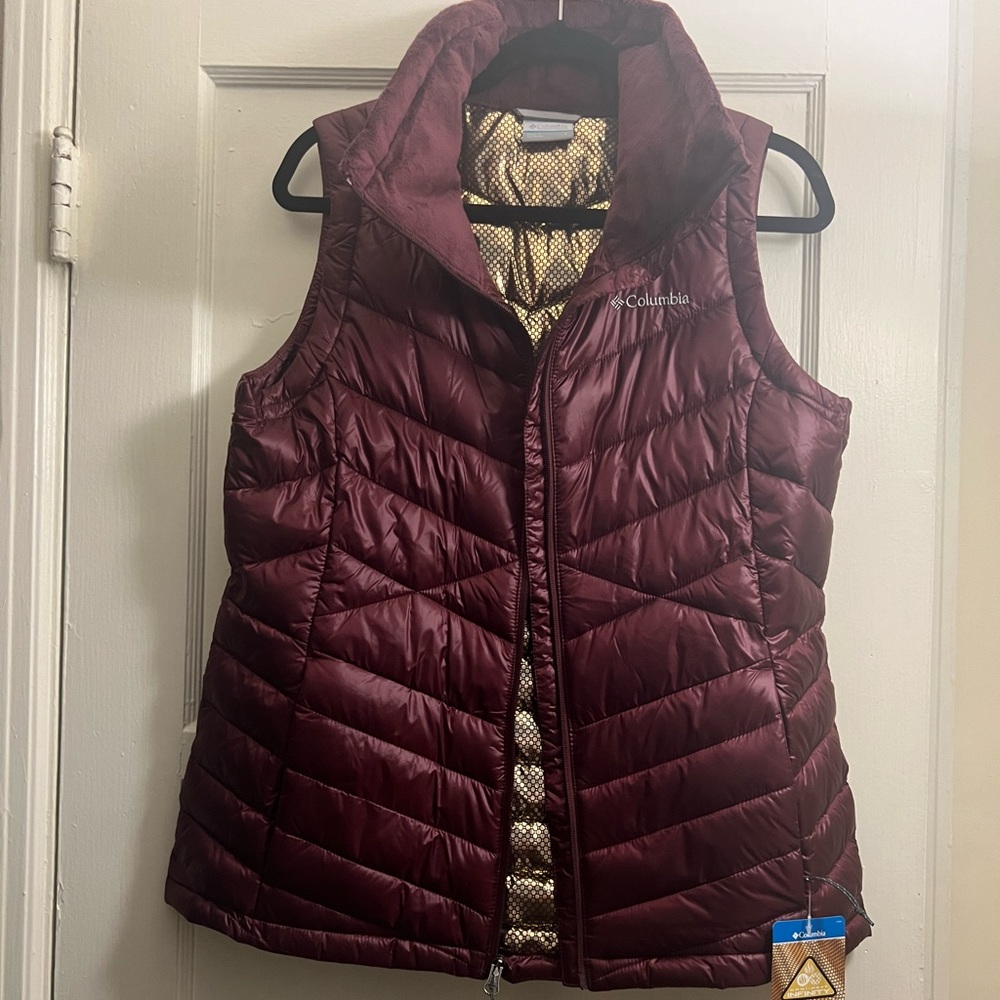 Burgundy Columbia Joy Peak Insulated Puffer Vest